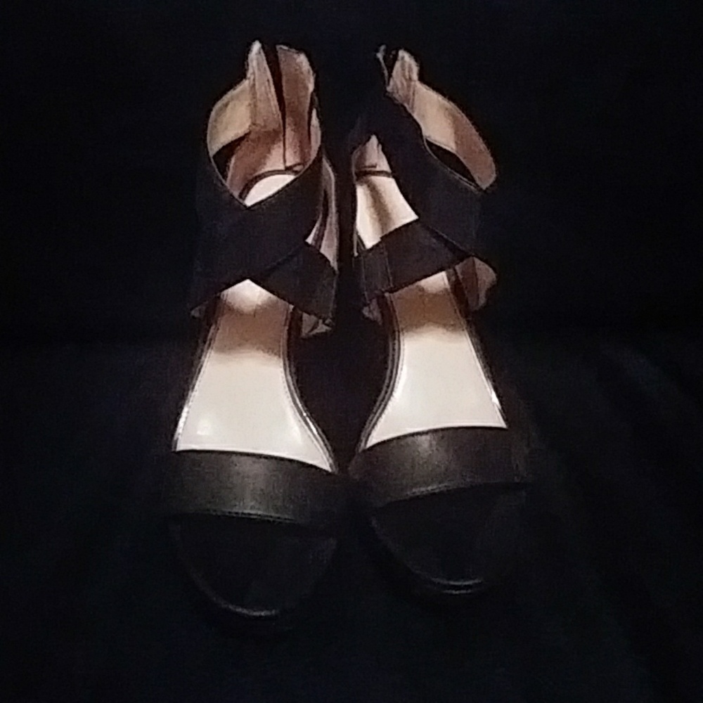 Jessica Simpson Size 9 Wedge Black Heels